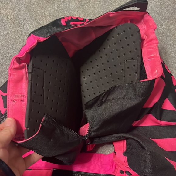 Fox Riding Pants 180 - Black/Pink Size 1-2 NWOT WITH HIP Cushions - Picture 4 of 5